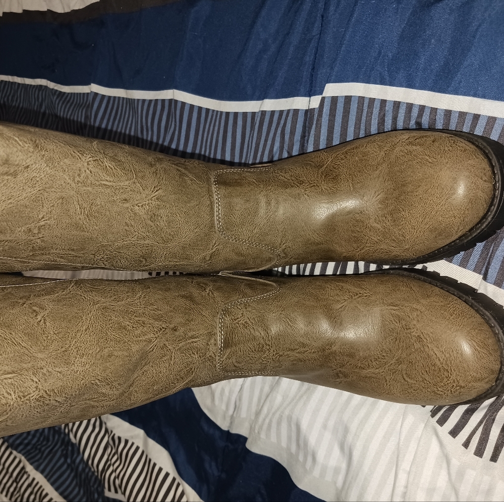Yellow box boots